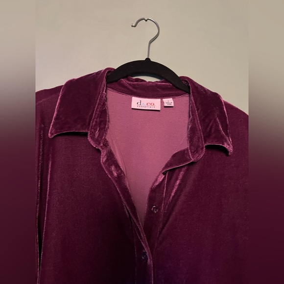 Purple velour button up top - Picture 2 of 3
